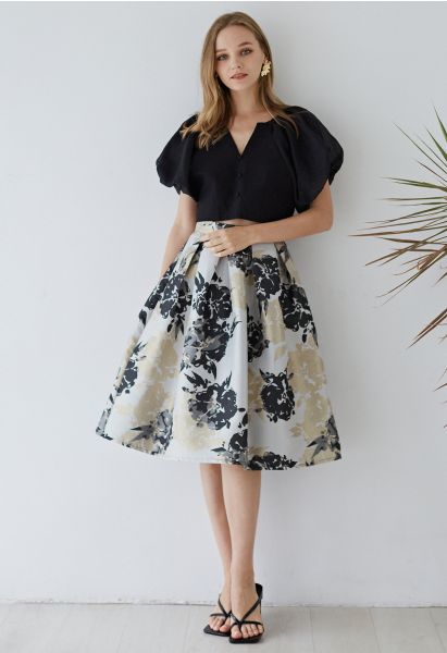 Blooming Floral Jacquard Pleated Midi Skirt in Black