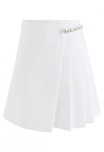 Rhinestone Decor Pleated Flap Mini Skirt in White