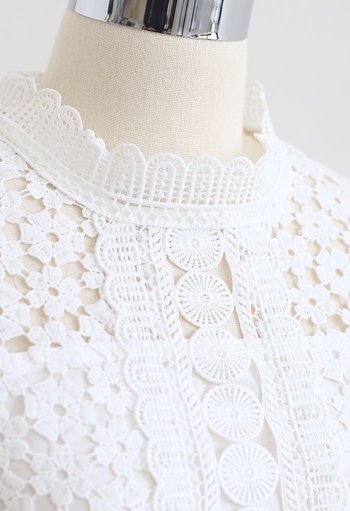 Summer Daisy Full Crochet Crop Top in White