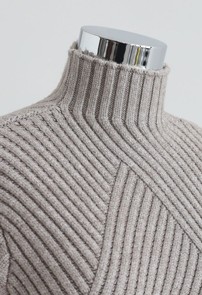 Mock Neck Long Sleeve Fitted Knit Top in Linen