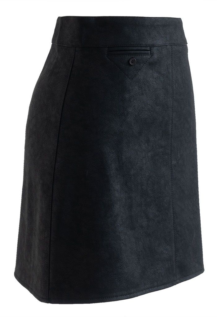 Textured Faux Leather Mini Bud Skirt in Black