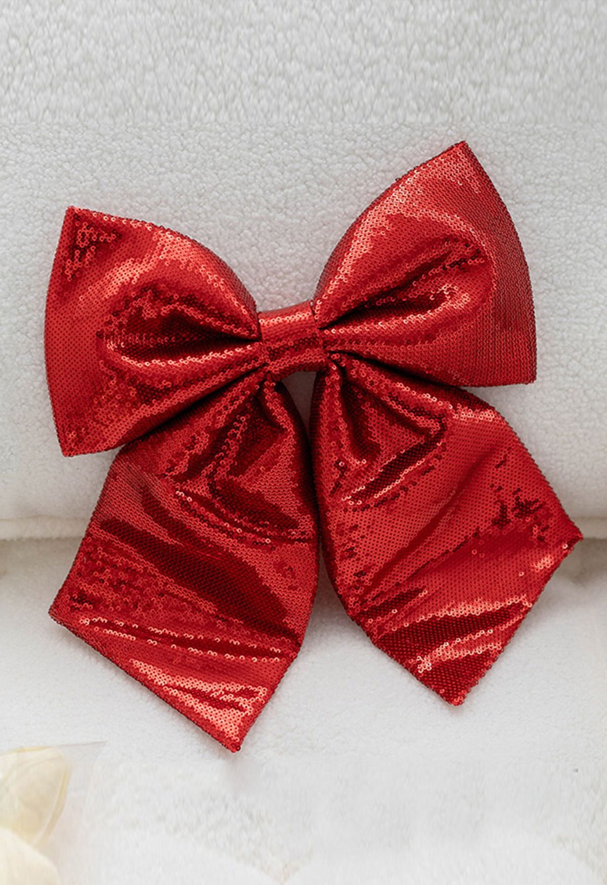 Full Sequins Bowknot Christmas Ornament in Red