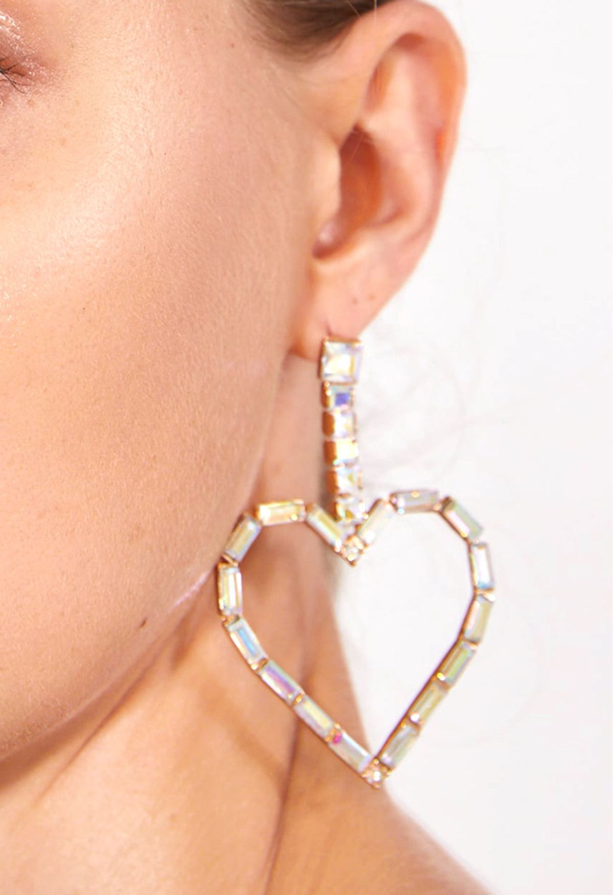 Hollow Heart Glittering Rhinestone Earrings