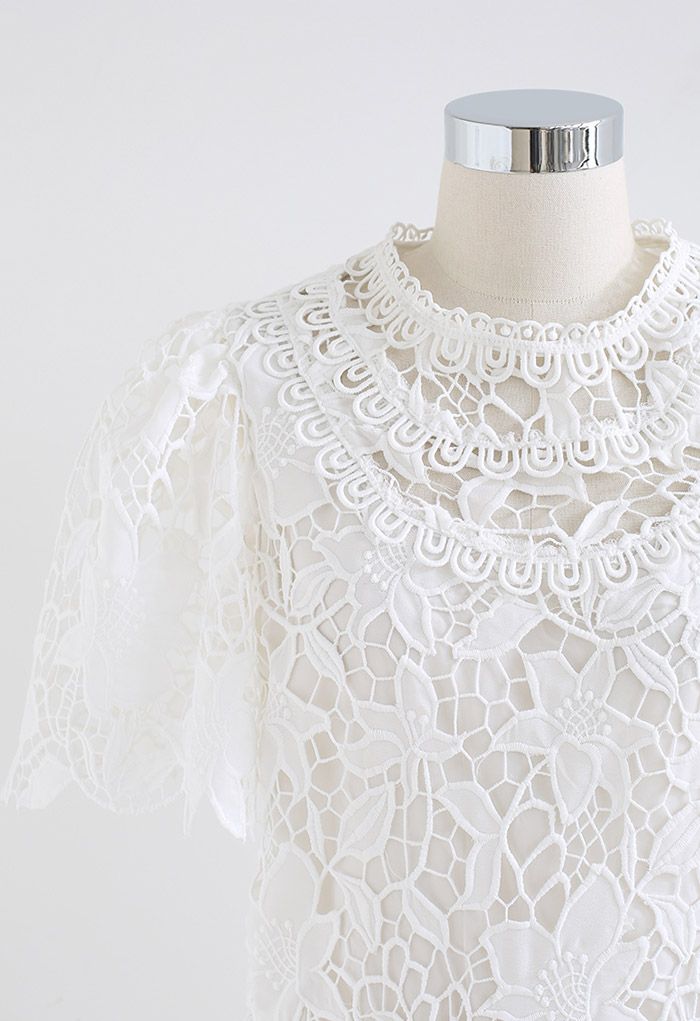Blooming Lily Full Crochet Crop Top in White