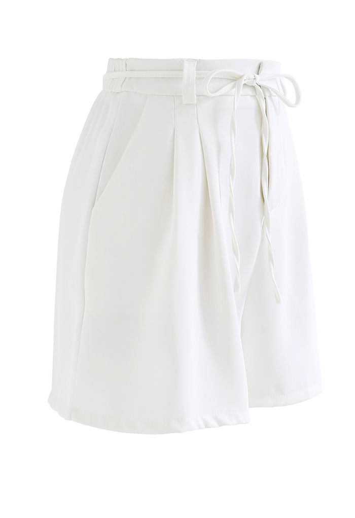 Self-Tie String Side Pocket Shorts in White
