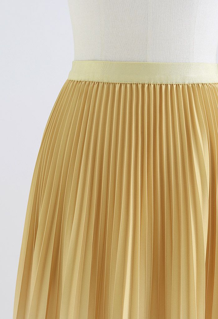 Mustard Gradient Pleated Midi Skirt