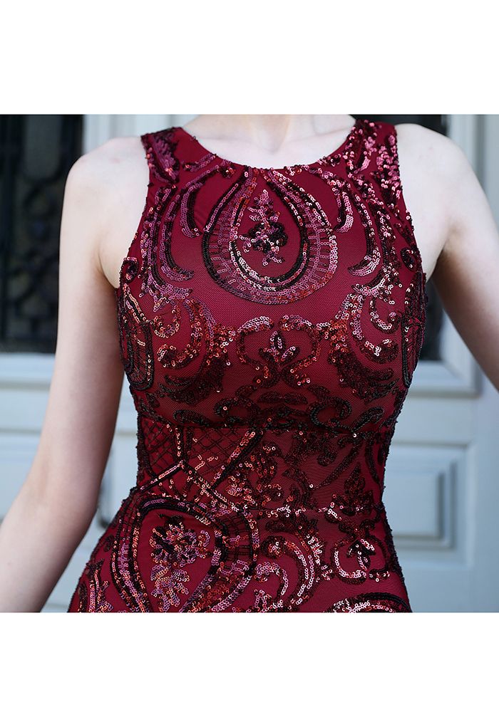 Open Back Flower Lattice Sequined Gown in Burgundy