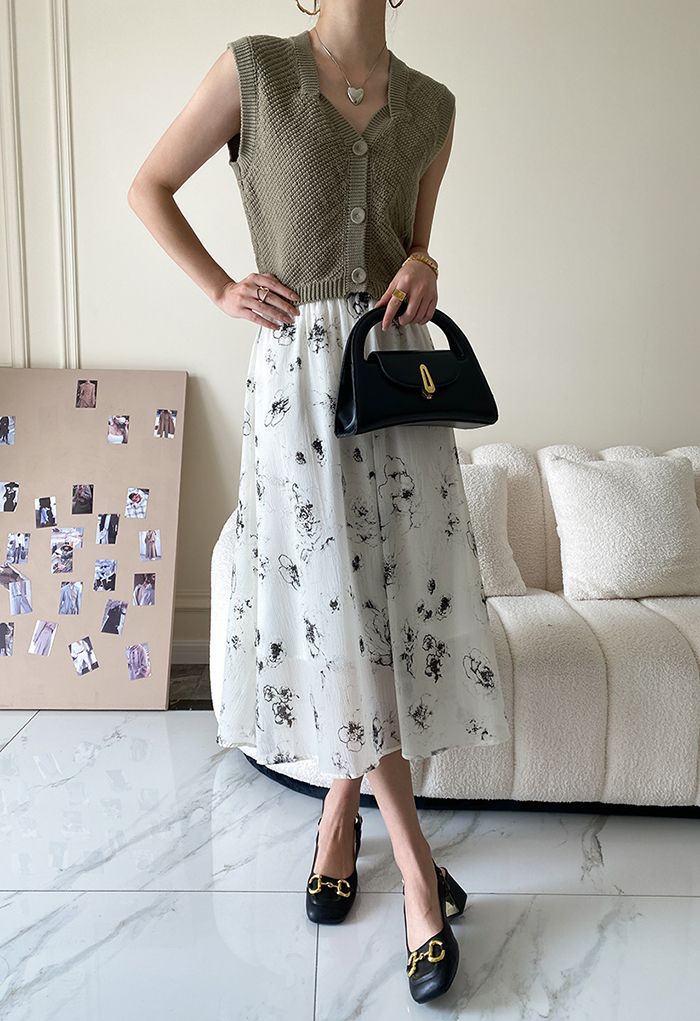 Floral Ink Painting Embossed Midi Skirt in White