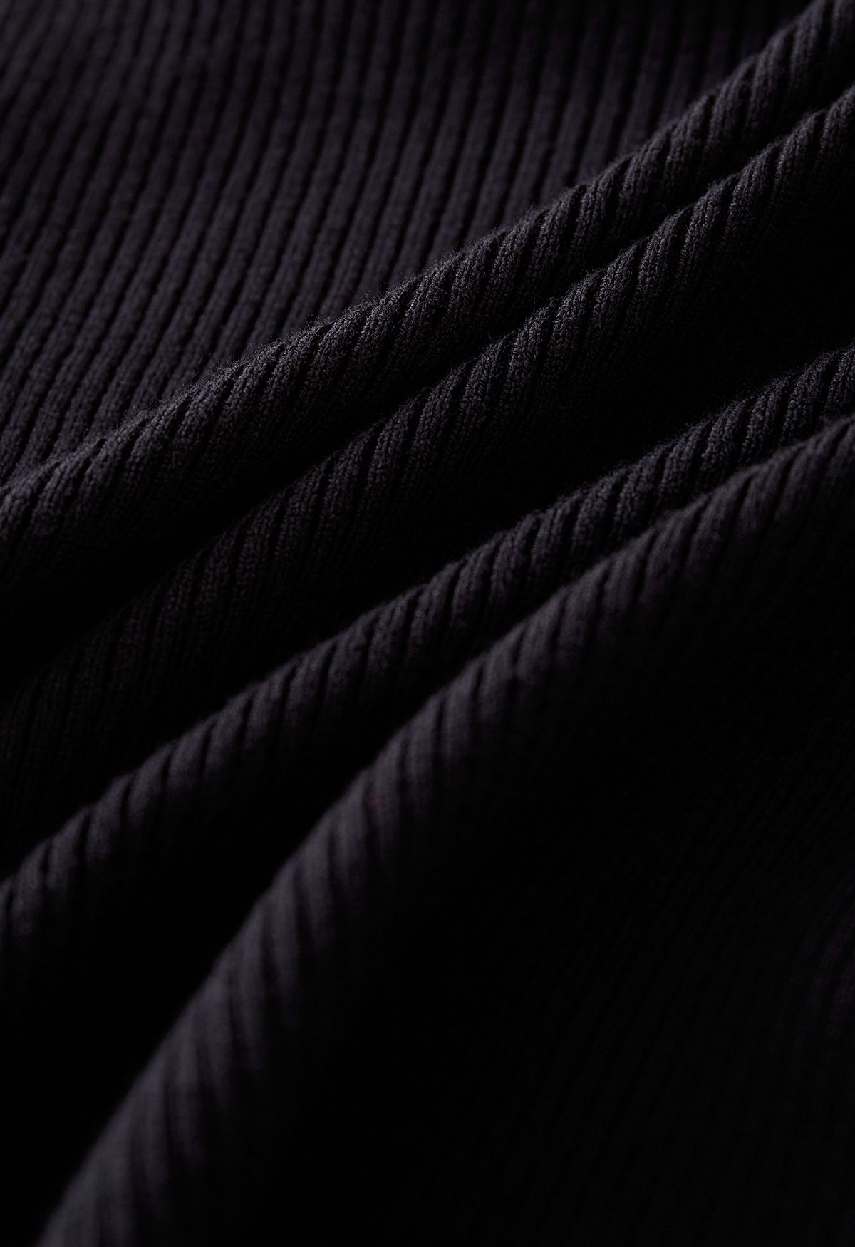 Crisscross Tie Waist Wrap Knit Top in Black