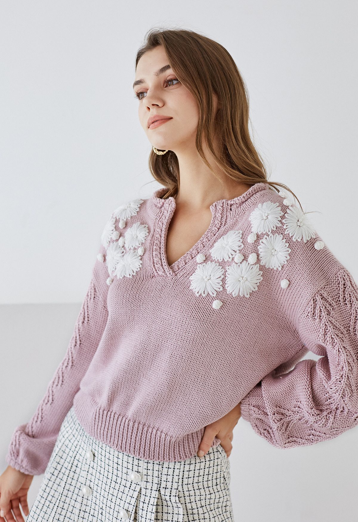 Blooming Passion Floral Stitch V-Neck Knit Sweater in Pink