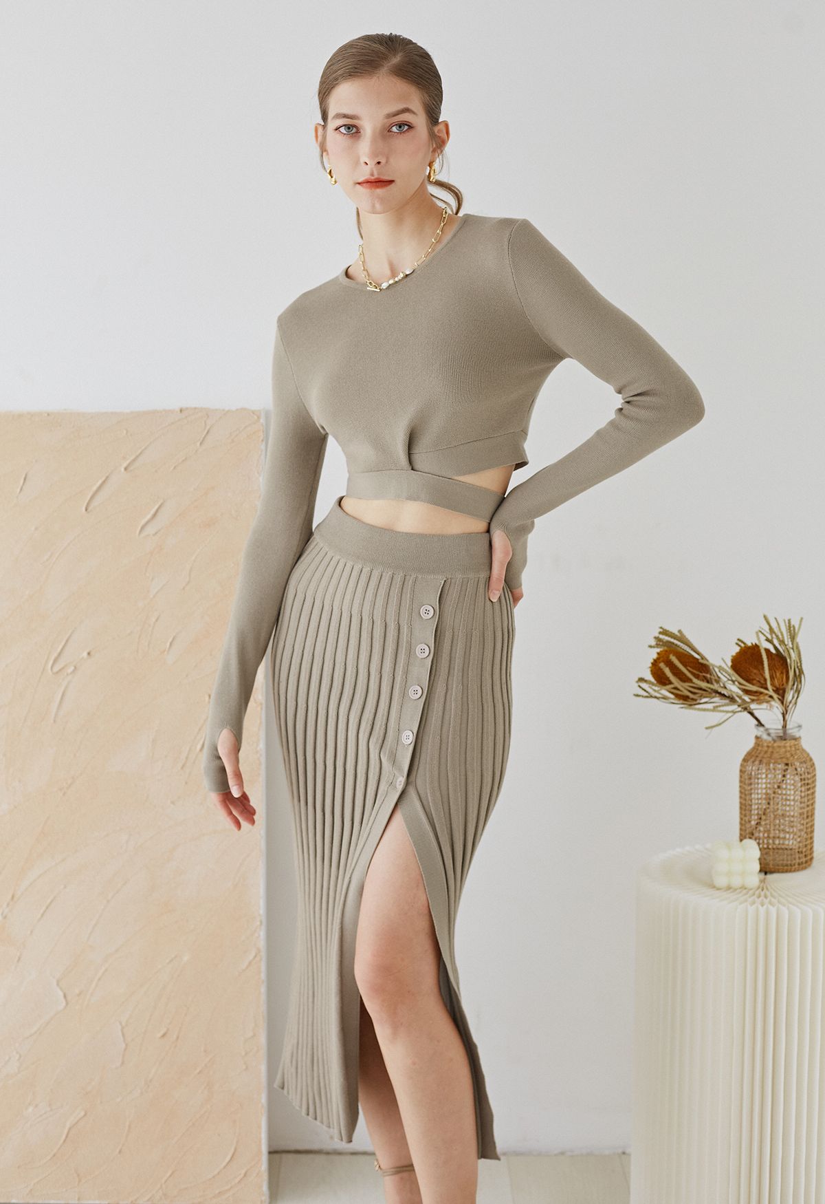 Buttoned Front Slit Rib Knit Skirt in Taupe