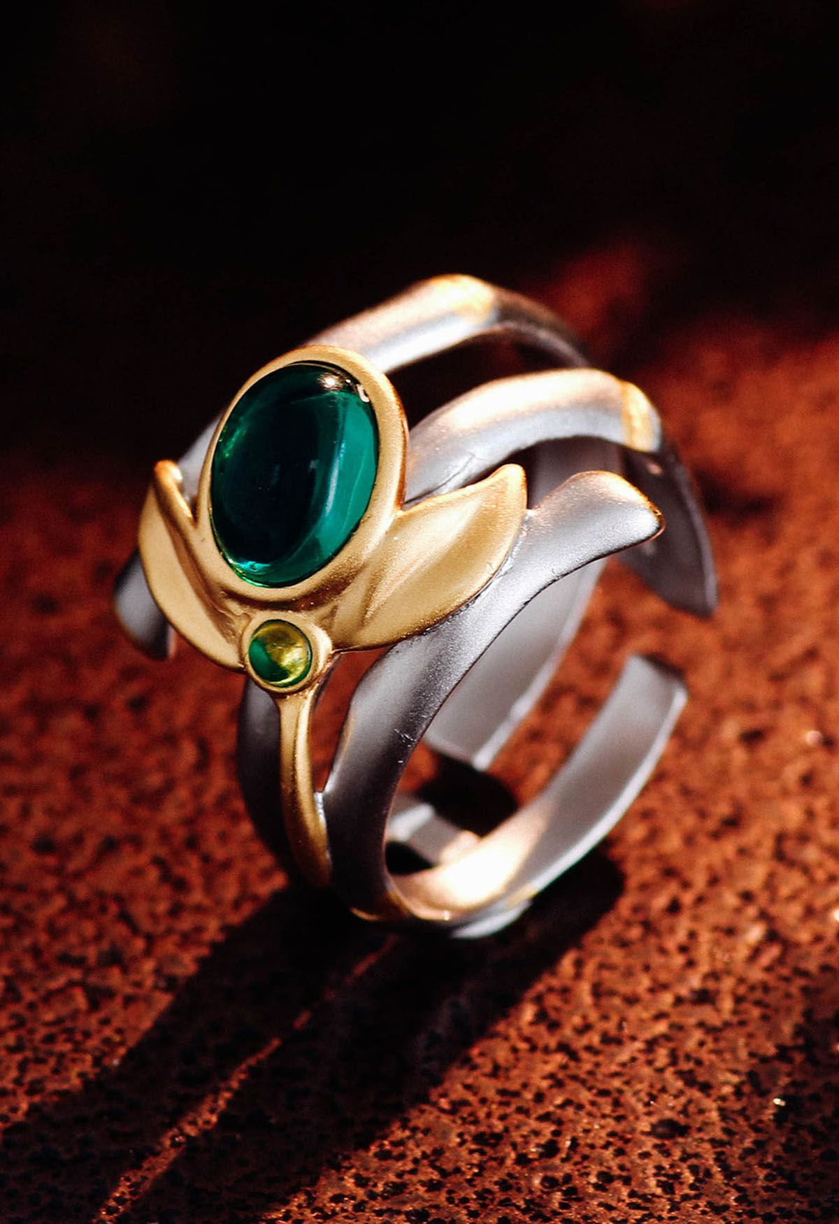 Oval Emerald Gem Triple Ring