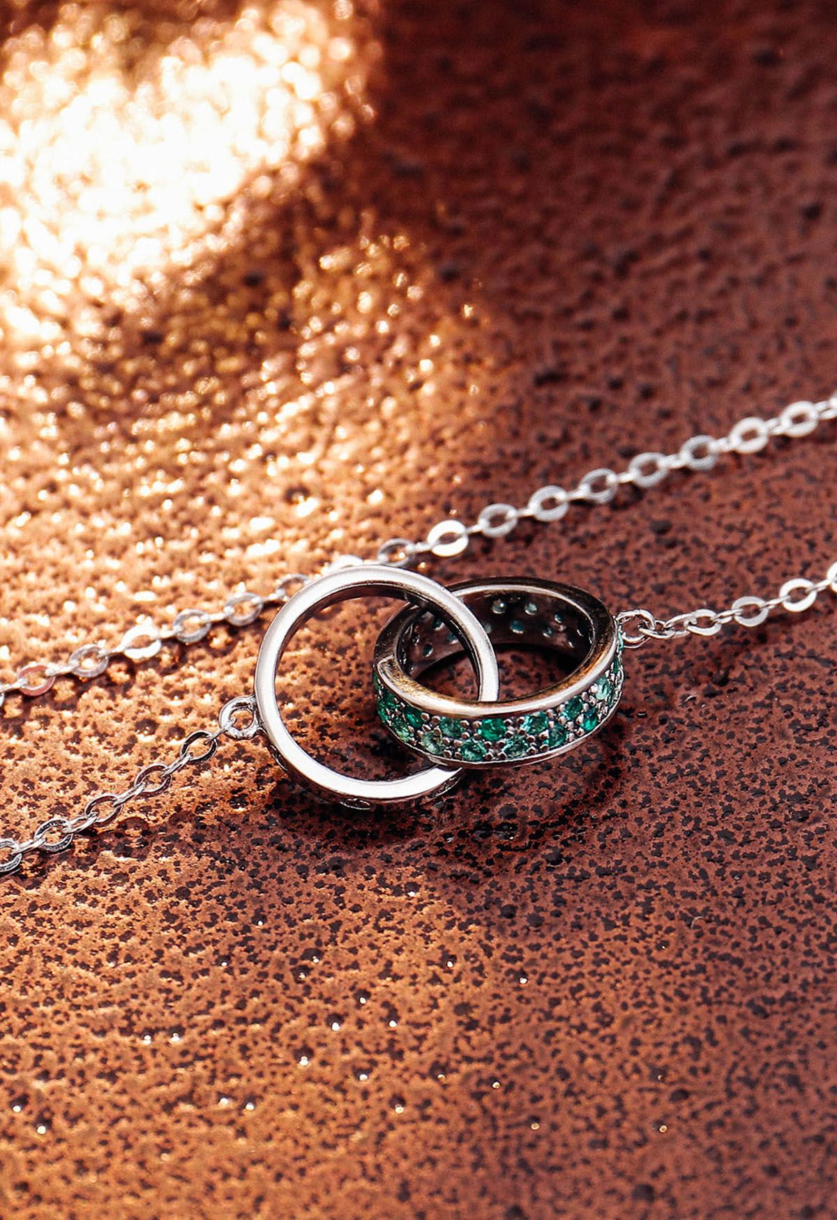 Double Ring Emerald Embellished Necklace