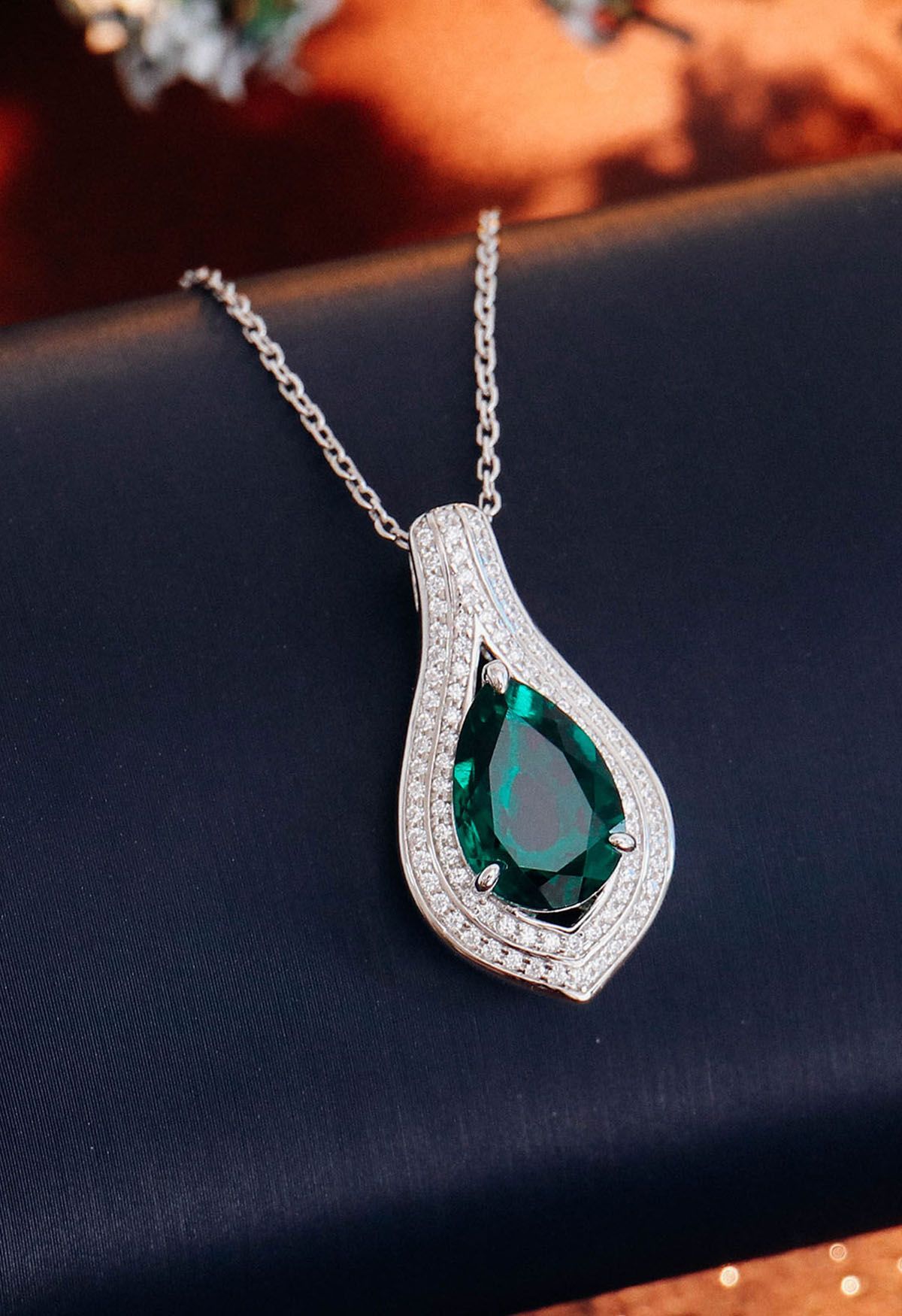 Pear Shape Emerald Gem Necklace