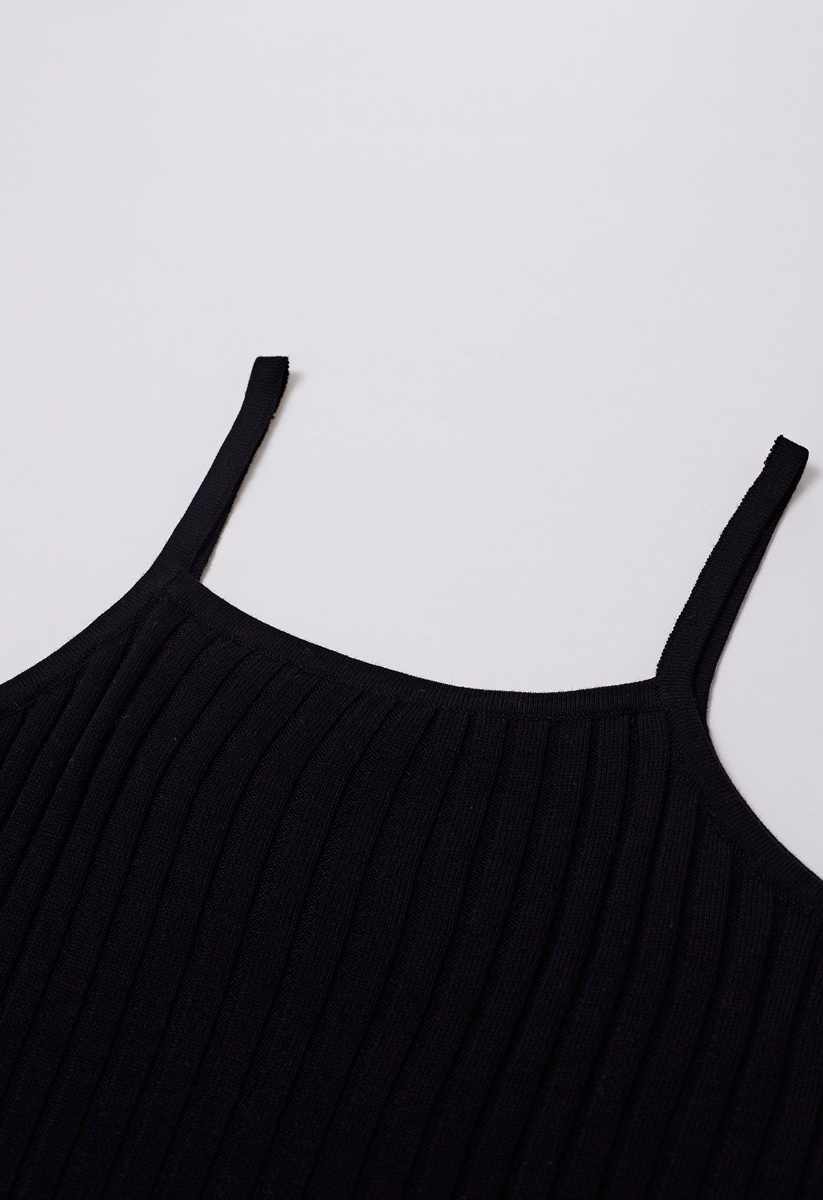 Solid Ribbed Knit Twinset Top in Black