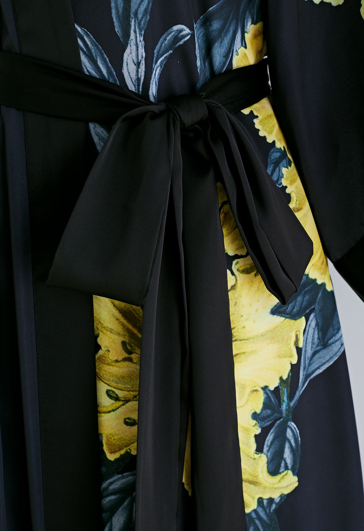 Floral Print Satin Robe in Black