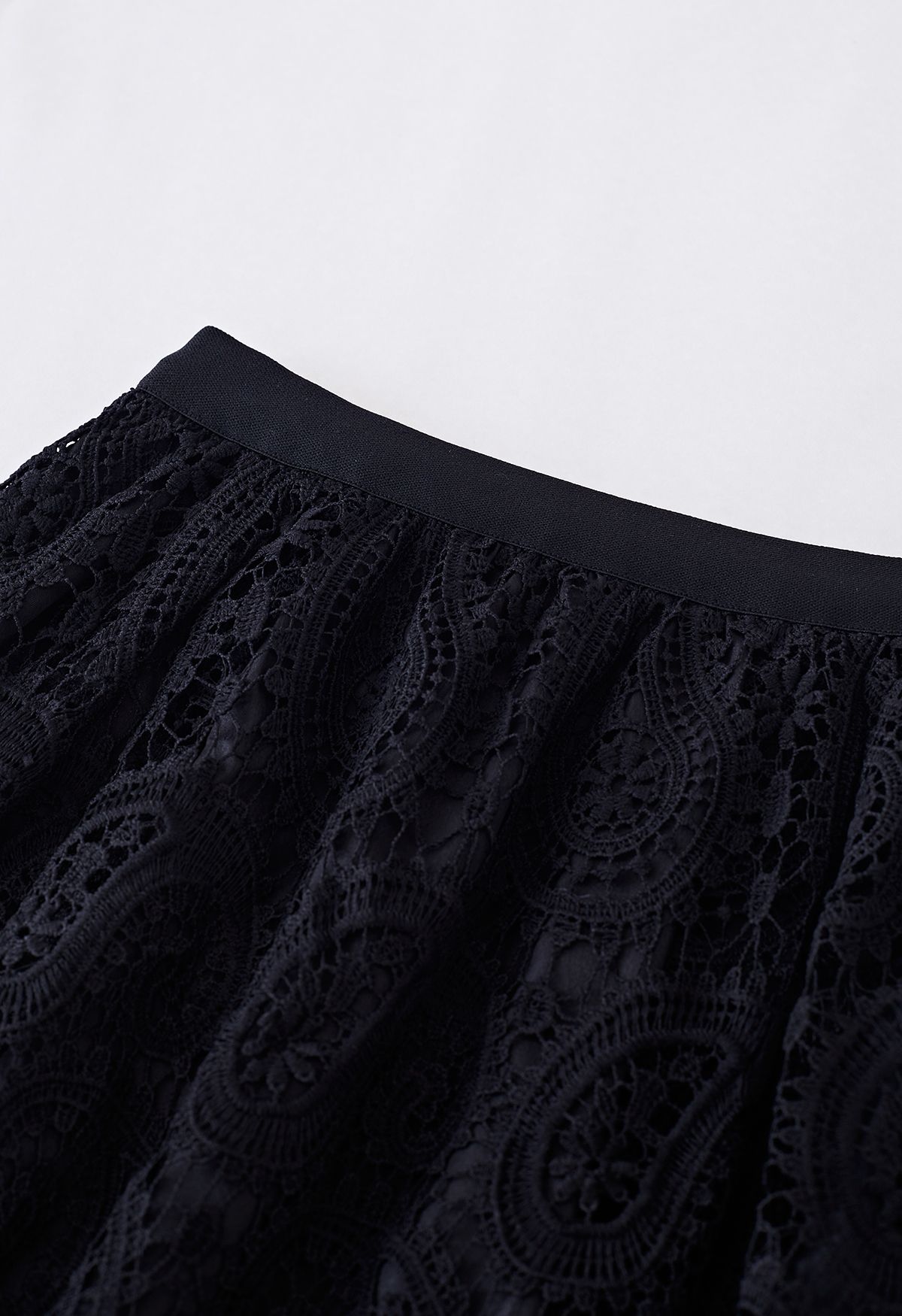 Graceful Paisley Crochet Midi Skirt in Black