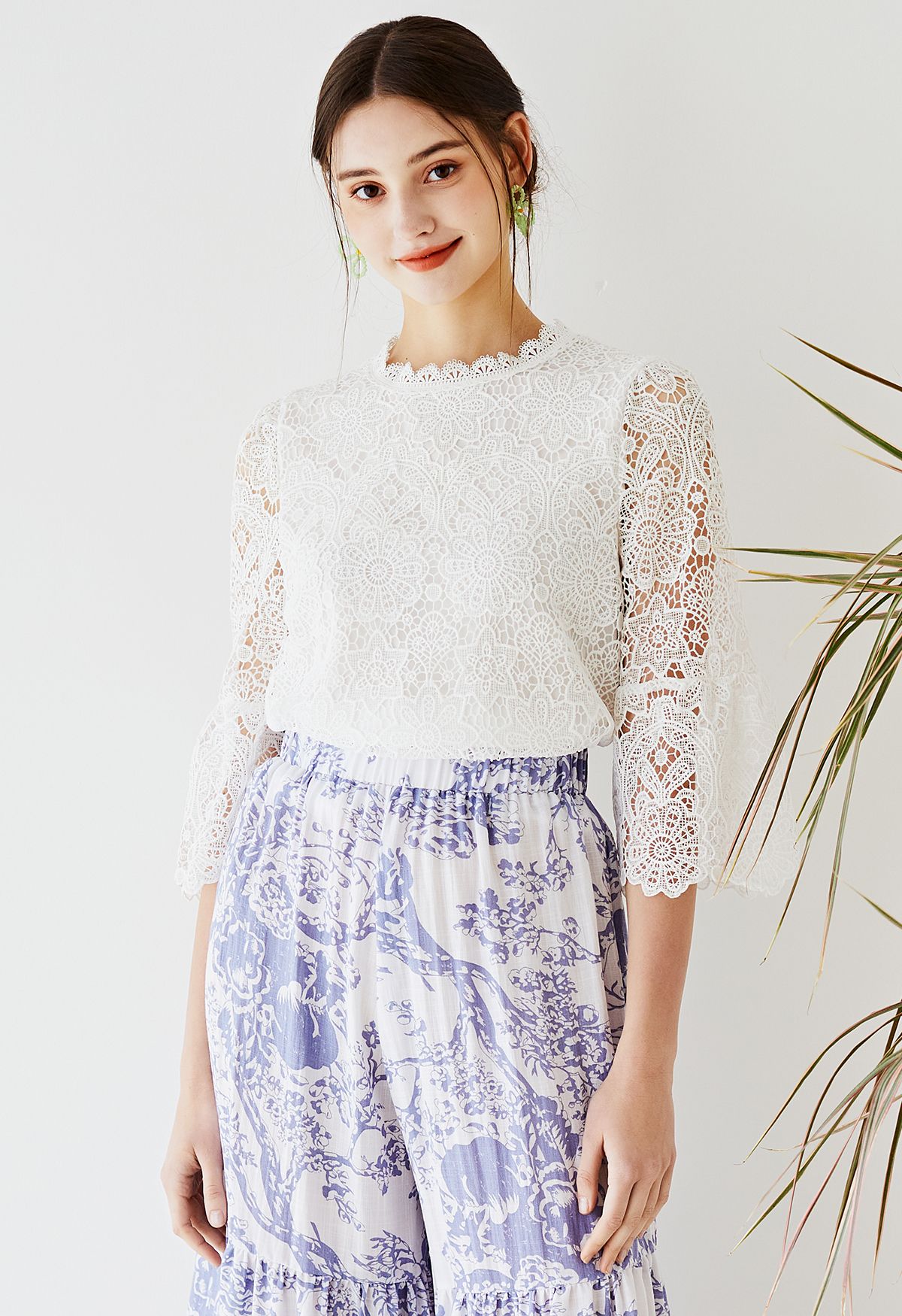 Fancy Flower Cutwork Flare Sleeves Top in White