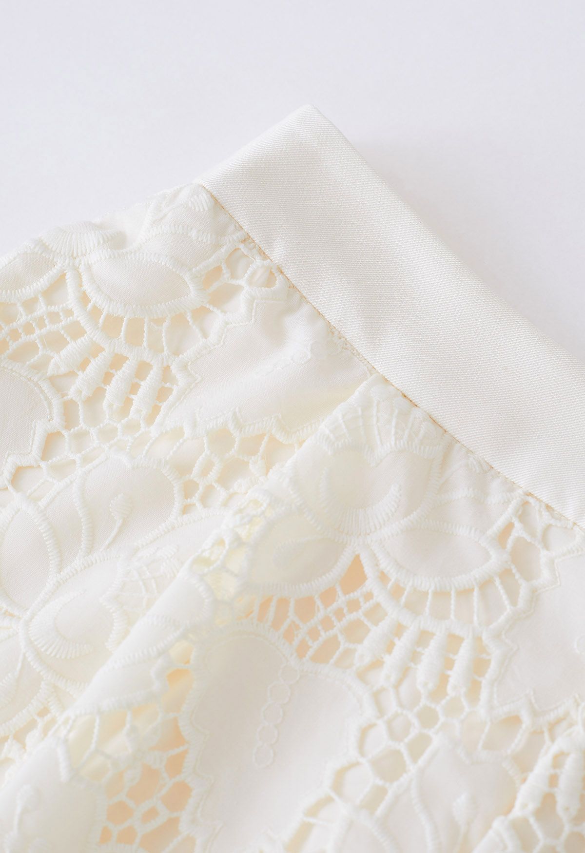 Floral Cutwork Crochet Blazer and Shorts Set in Cream