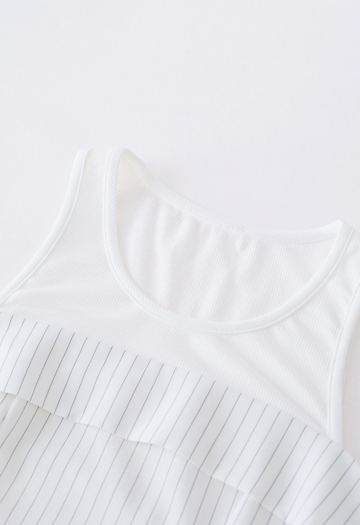 Vertical Stripe Folded Spliced Tank Top in White