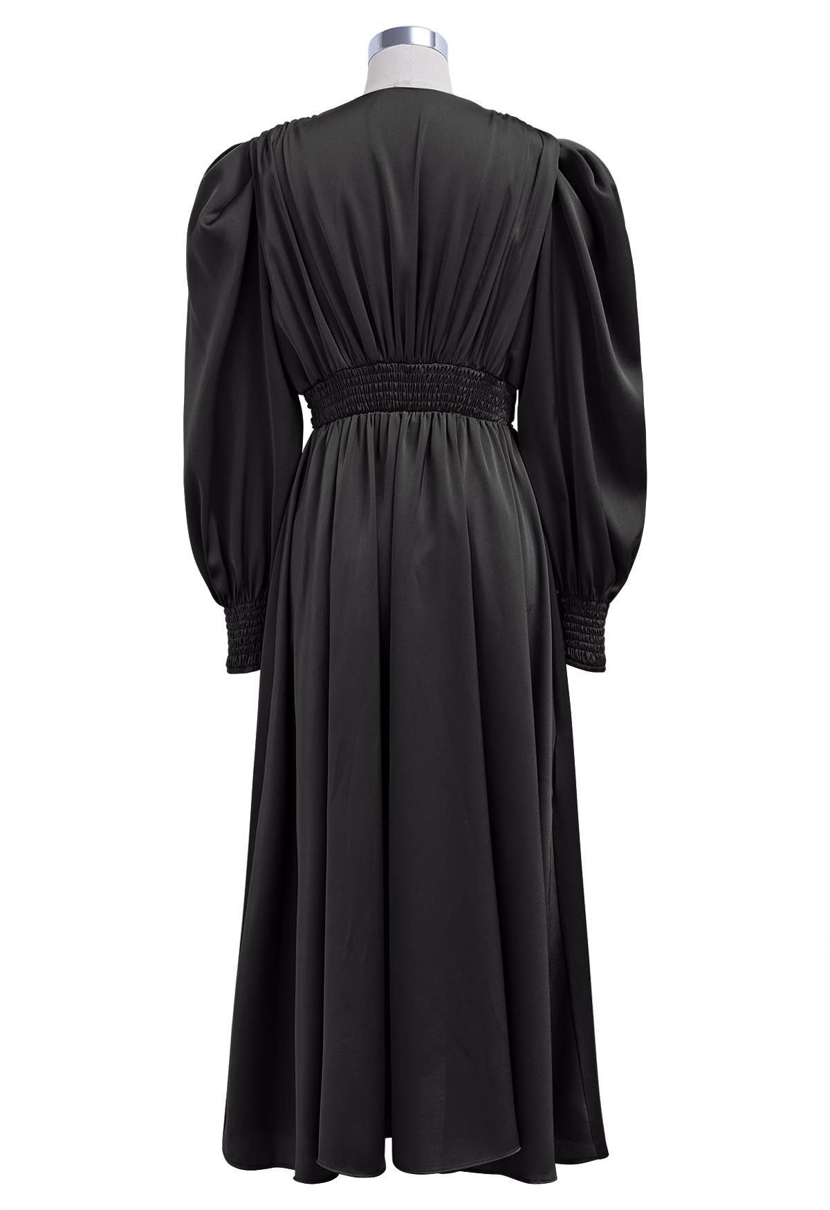 V-Neck Puff Sleeves Ruched Midi Dress in Black