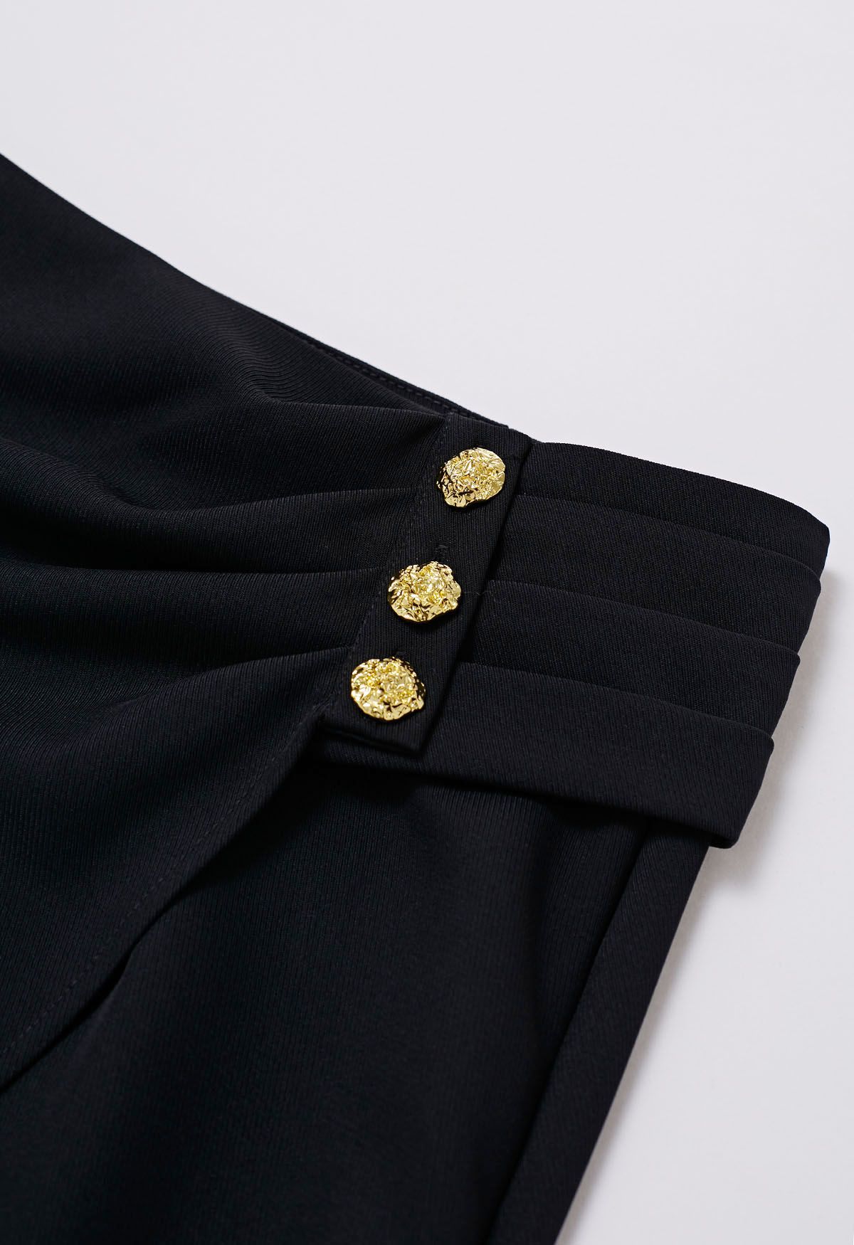 Buttoned Pleats Irregular Flap Midi Skirt in Black