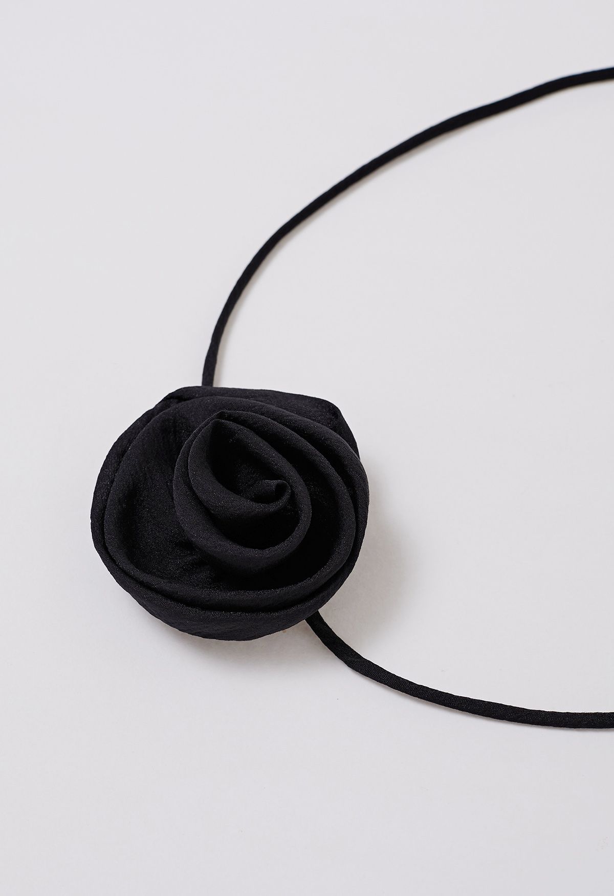 Flower Choker Necklace Ruffle Trim Shirt in Black