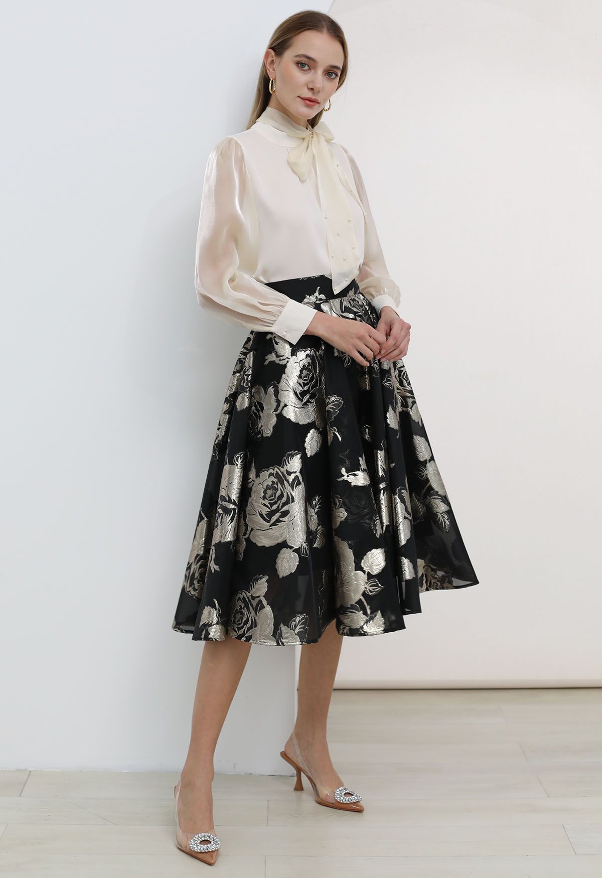 Metallic Floral Jacquard A-Line Midi Skirt in Black