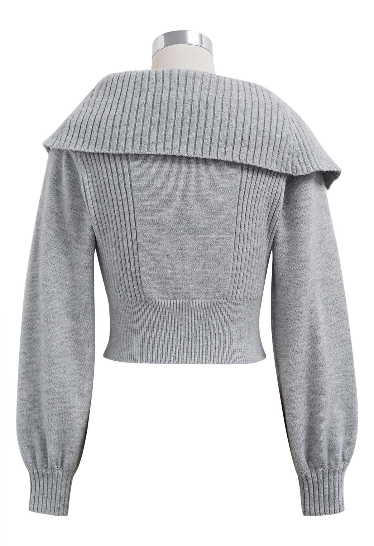 Flap Buttoned Collar Knit Crop Top in Grey