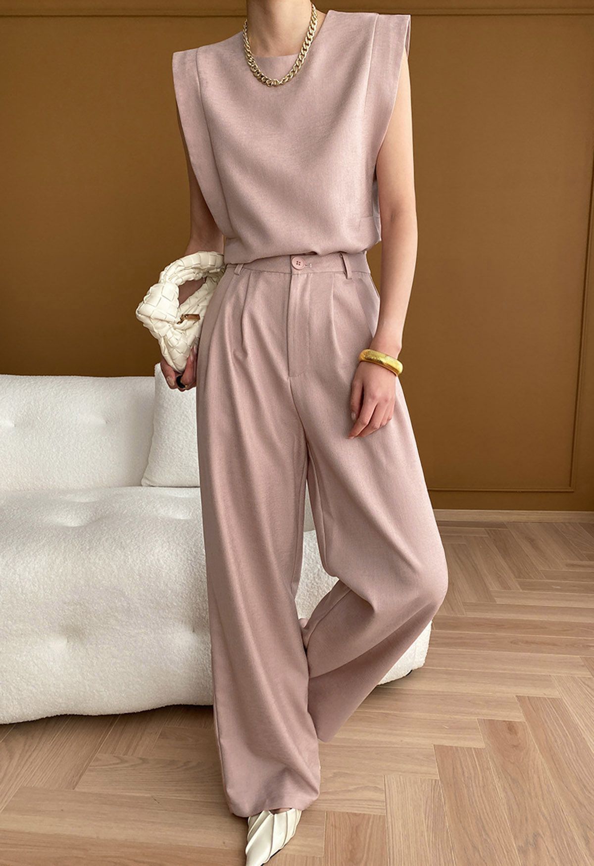 Chic Sleeveless Top and Flowy Wide-Leg Pants Set in Pink