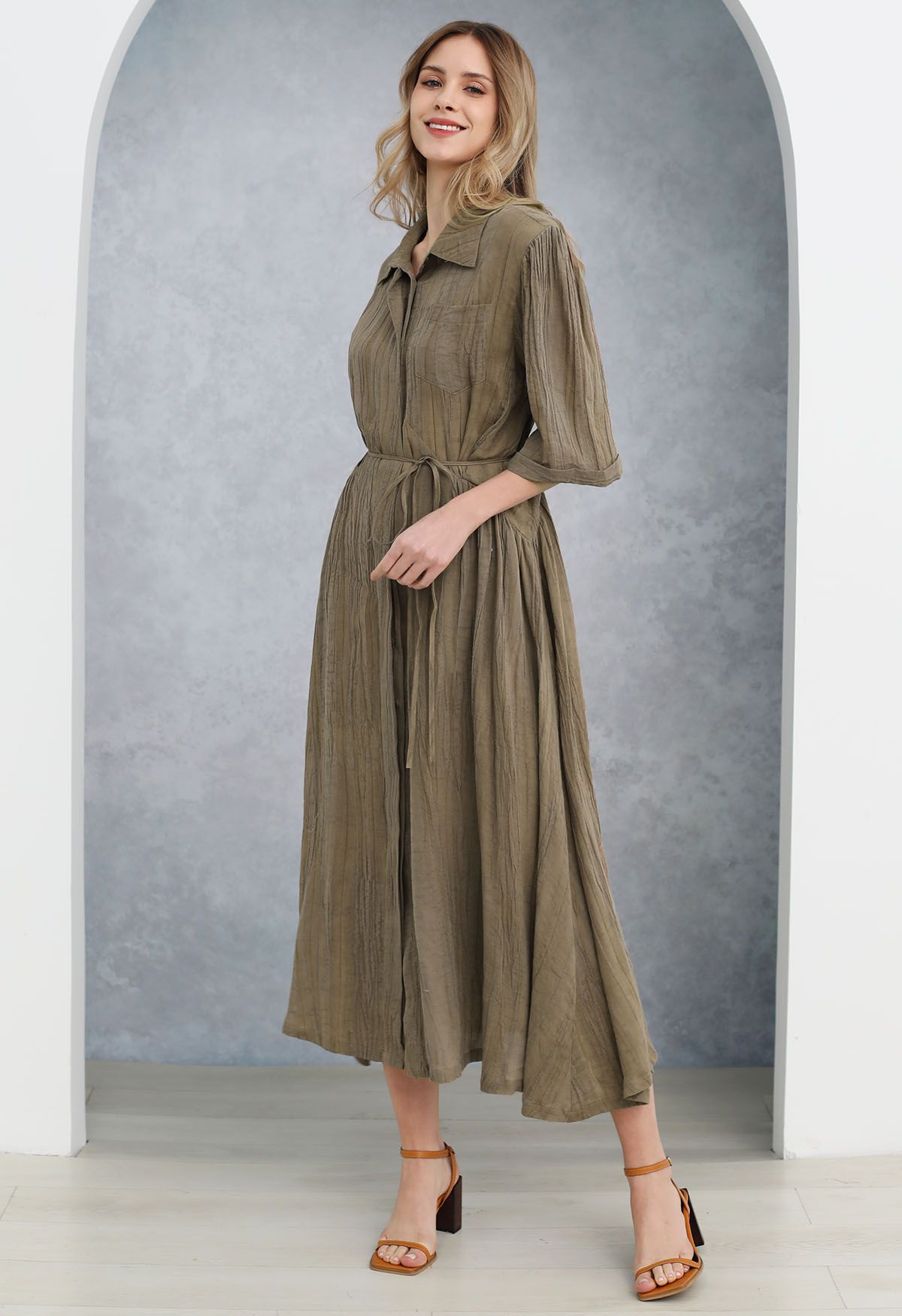 Elbow Sleeve Tie-Waist Buttoned Shirt Dress in Brown