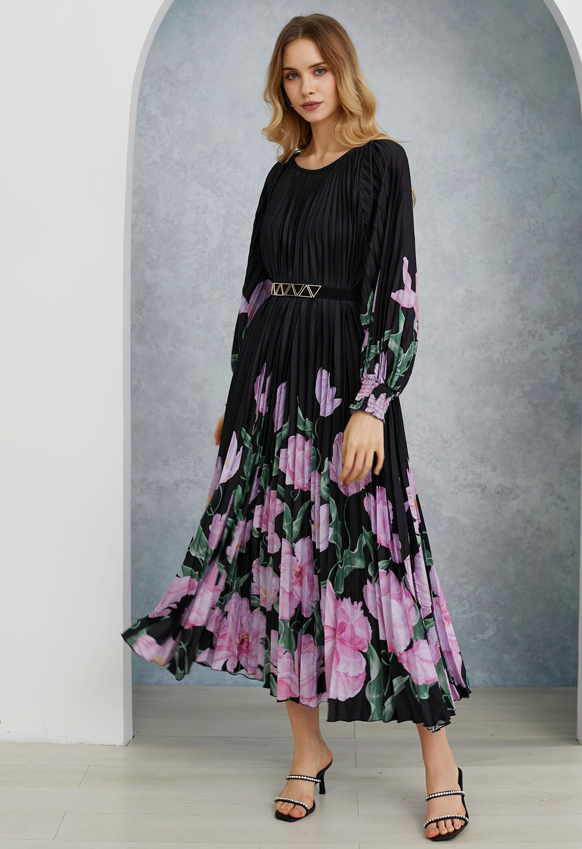 Blossoming Day Watercolor Pleated Maxi Dress in Black