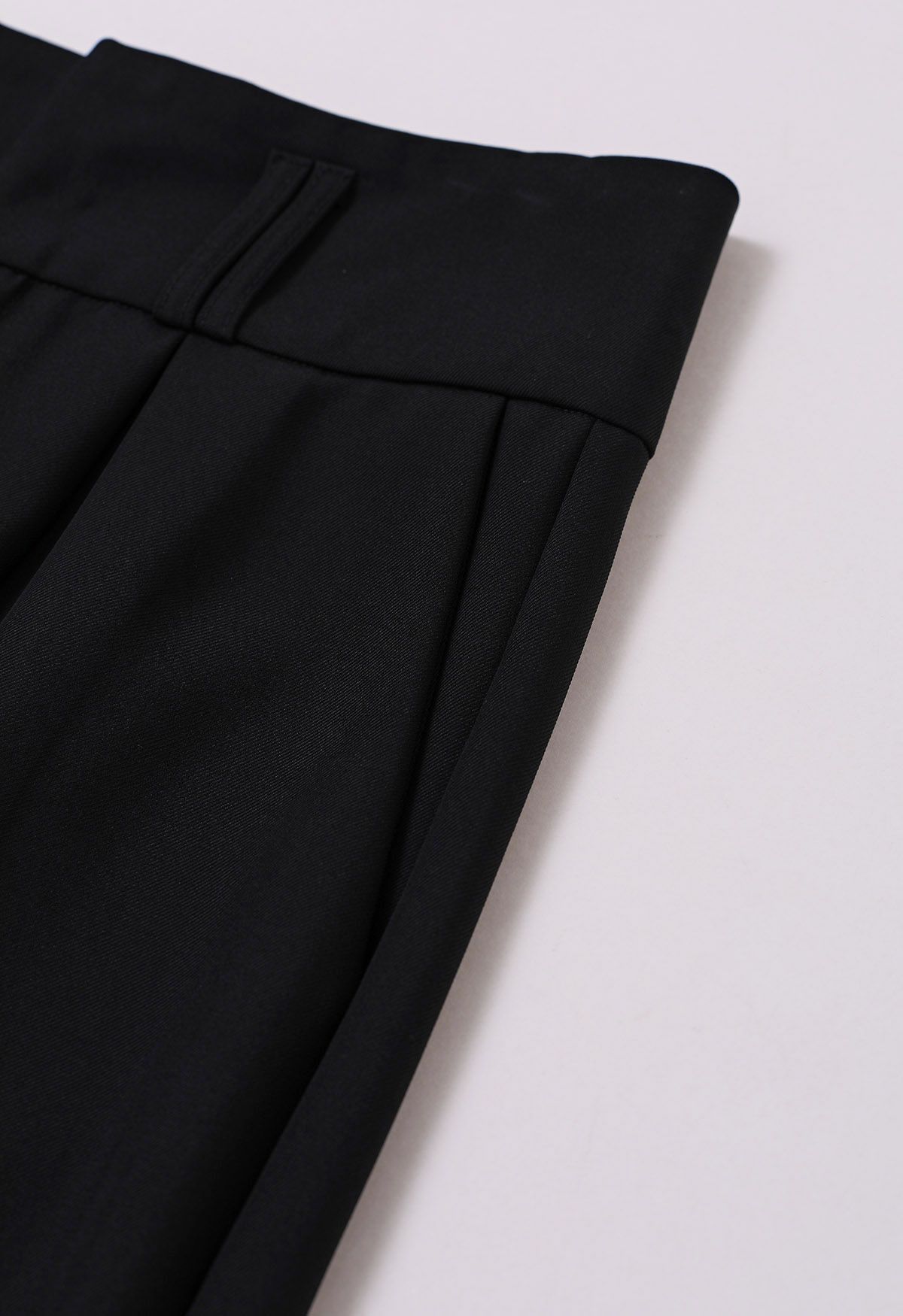 Side Pocket Wide Leg Pleated Pants in Black