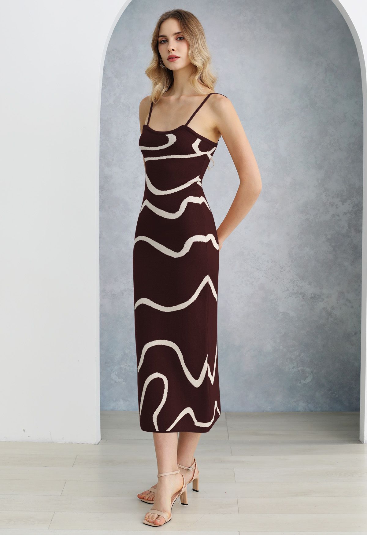 Wavy Print Knit Cami Dress in Burgundy