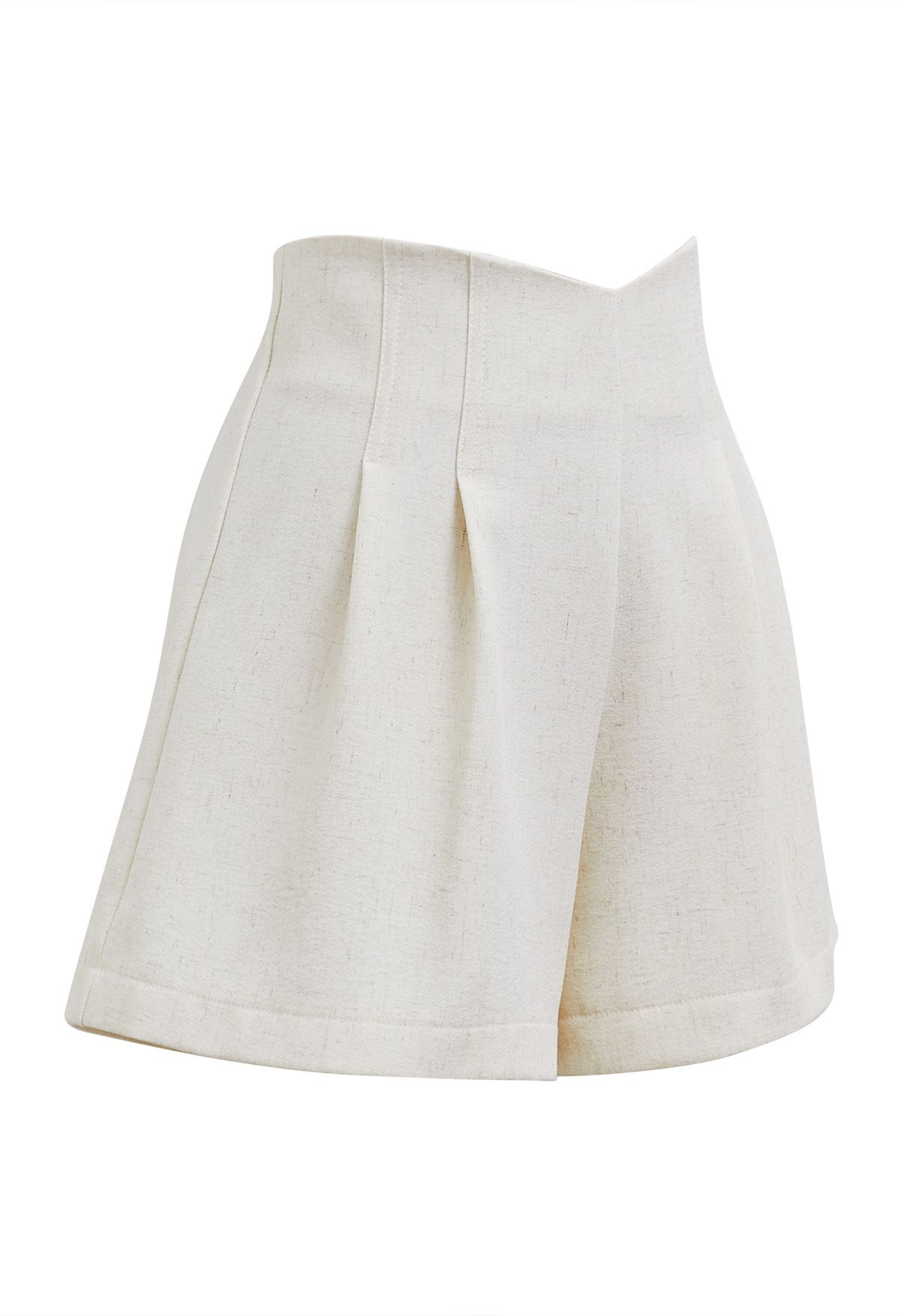 Stitches Waist Pleated Shorts in Ivory