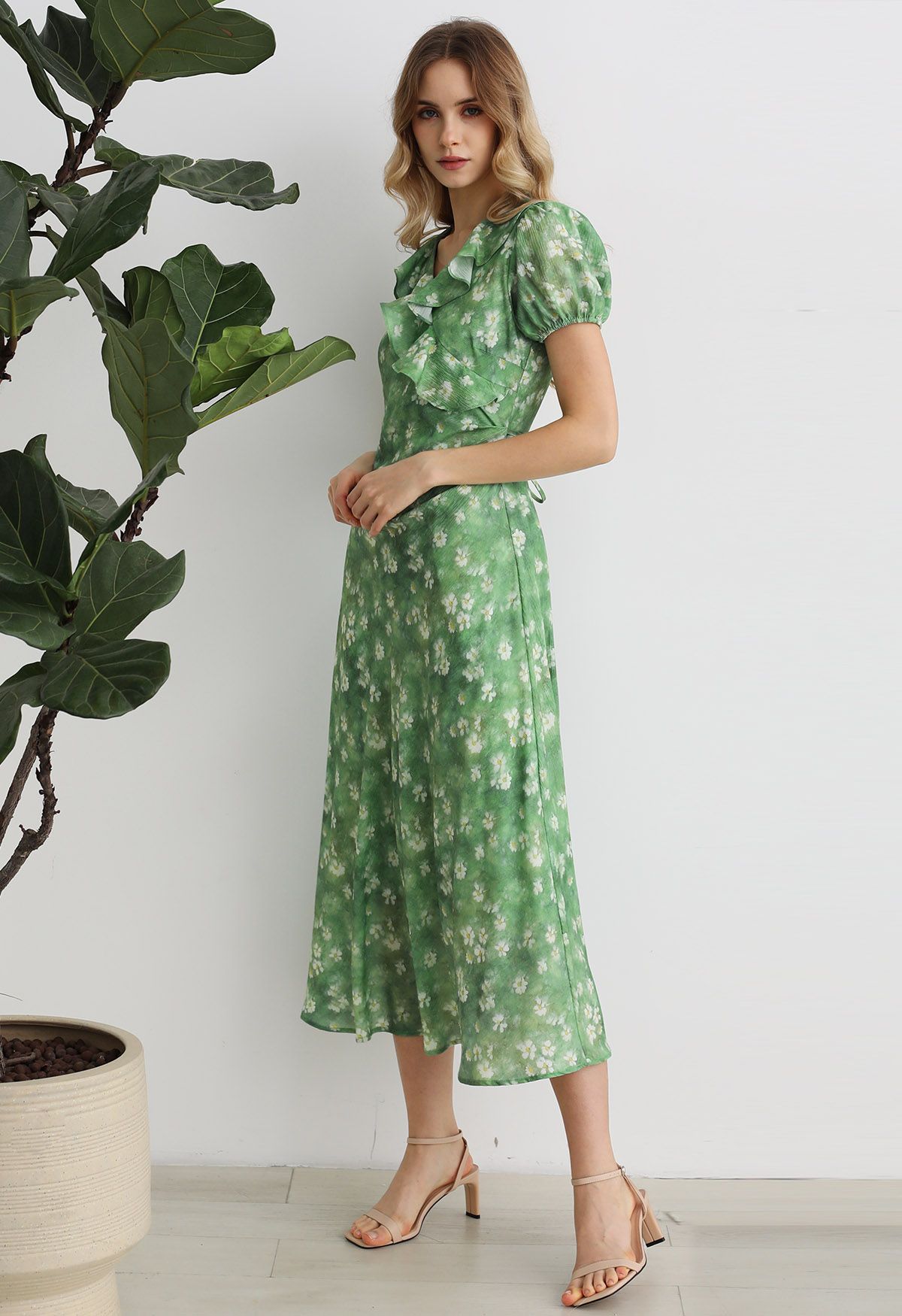 Daisy Printed Ruffle Trim Maxi Dress in Green