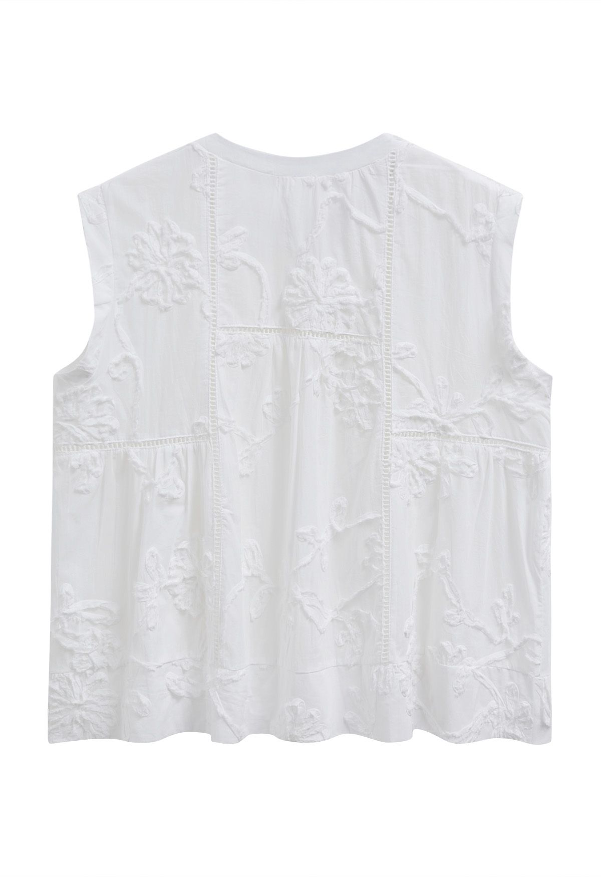 Raw Detail 3D Floral Sleeveless Dolly Top in White