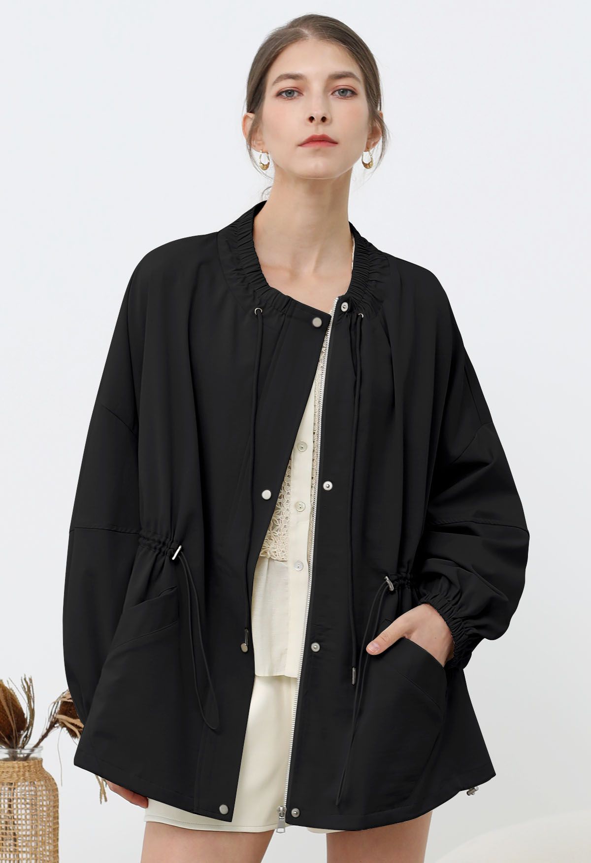 Laid-Back Side Pocket Drawstring Parka in Black