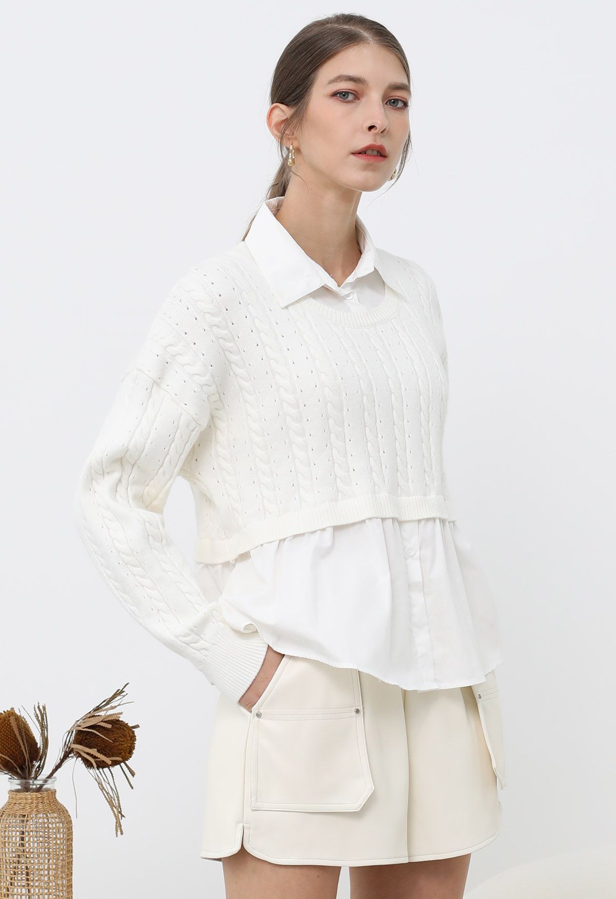 Fake Two-Piece Knit Spliced Collared Shirt in White