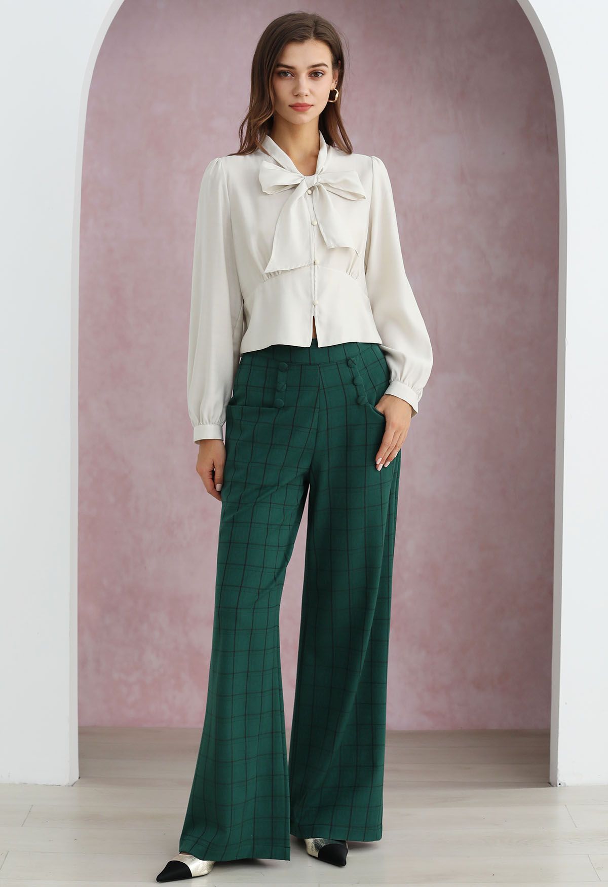 Grid Print Button Decor Straight-Leg Pants in Dark Green