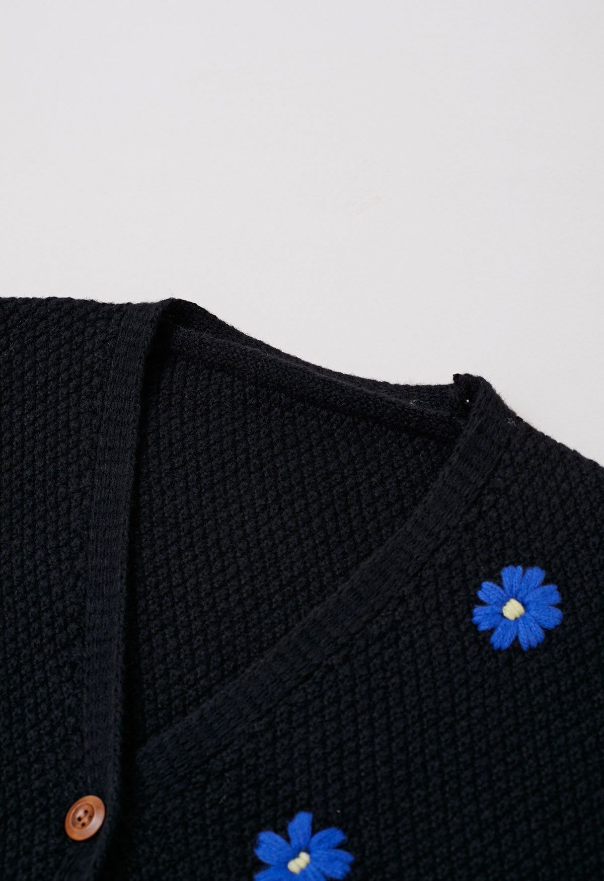 Endearing Stitch Flower Waffle Knit Cardigan in Black