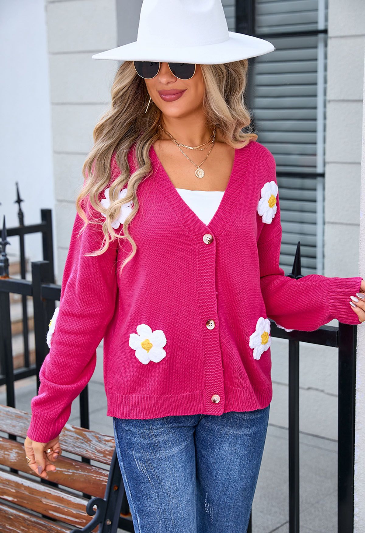 Lovely 3D Flower Buttoned Knit Cardigan in Magenta