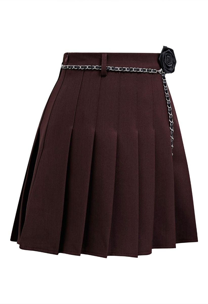 Rose Brooch Chain Belt Pleats Mini Skirt in Burgundy