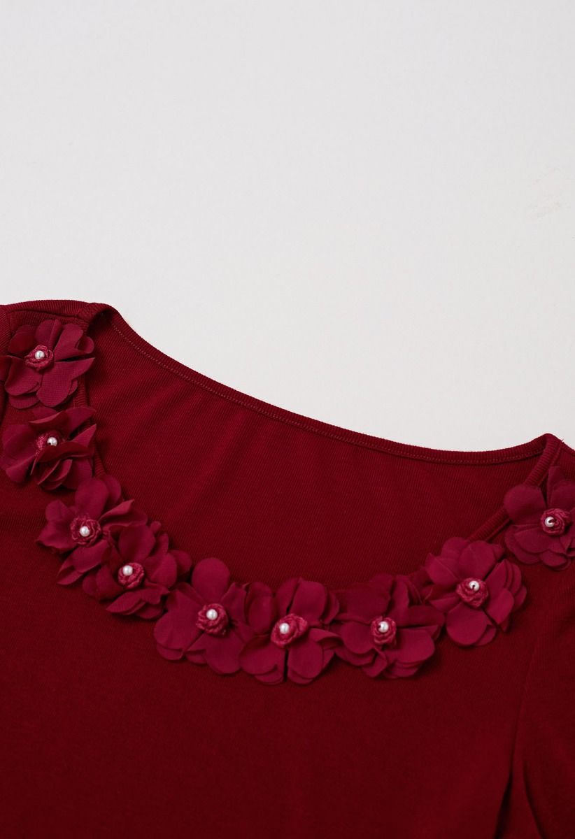 3D Flowers Neckline Long Sleeve Fitted Top in Red