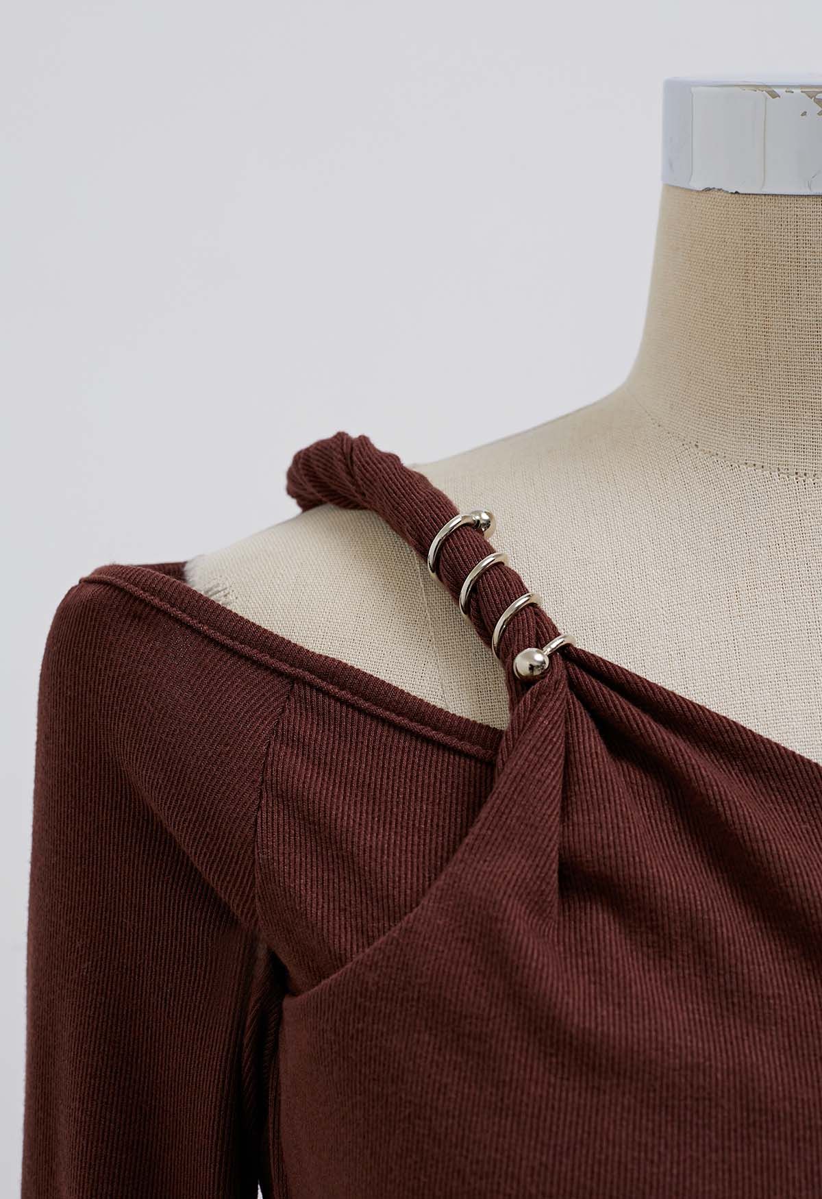 Asymmetric Knot One-Shoulder Fake Two-Piece Crop Top in Burgundy