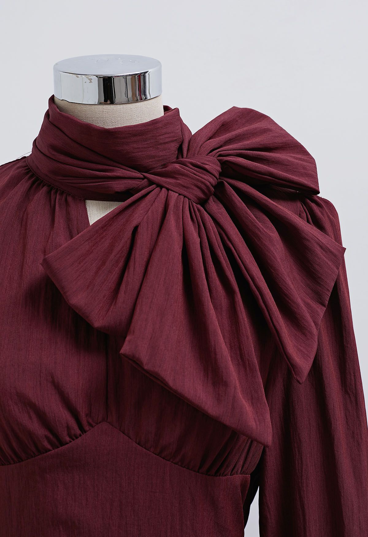 Stunning Bowknot Cutout Midi Dress in Burgundy