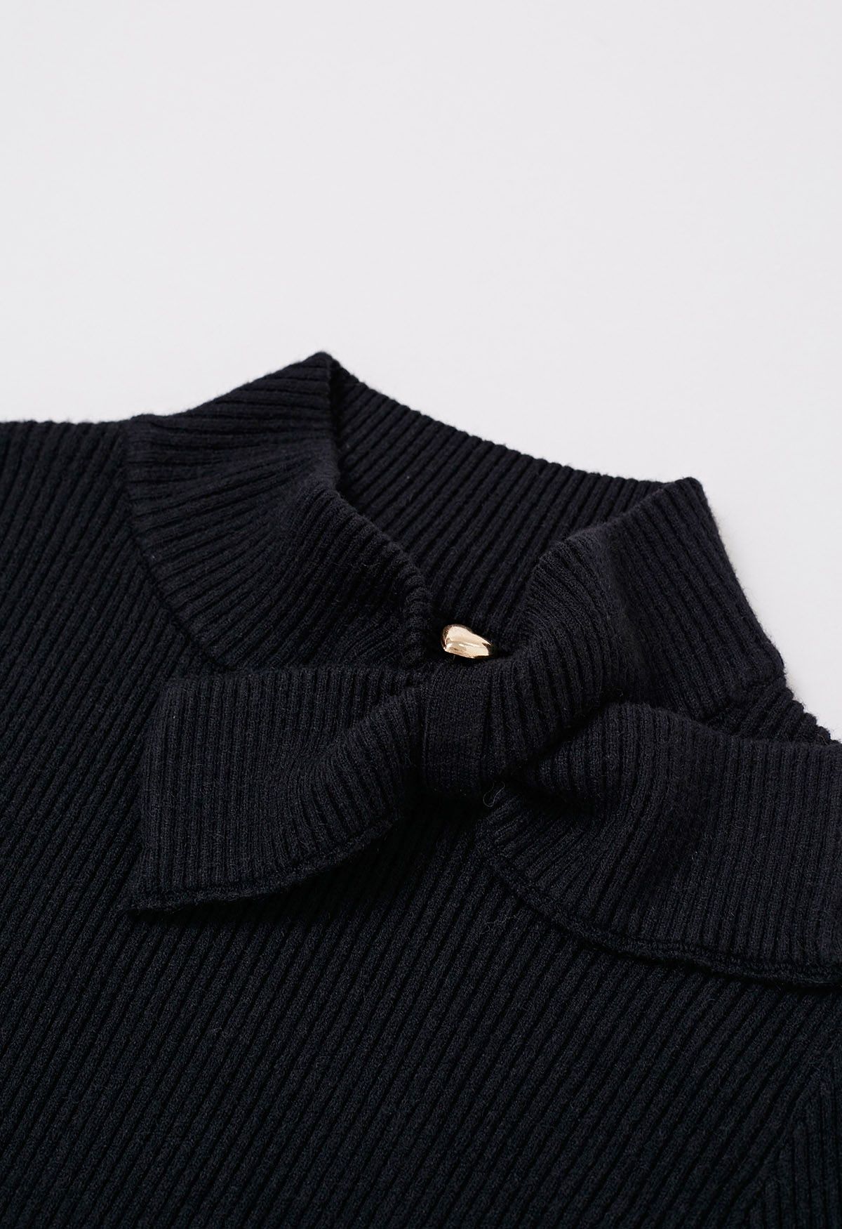 Heart Button Bowknot Ribbed Knit Top in Black