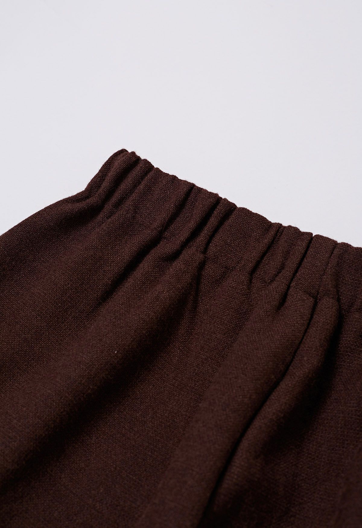 Side Pockets Pleats Wide-Legs Pants in Burgundy