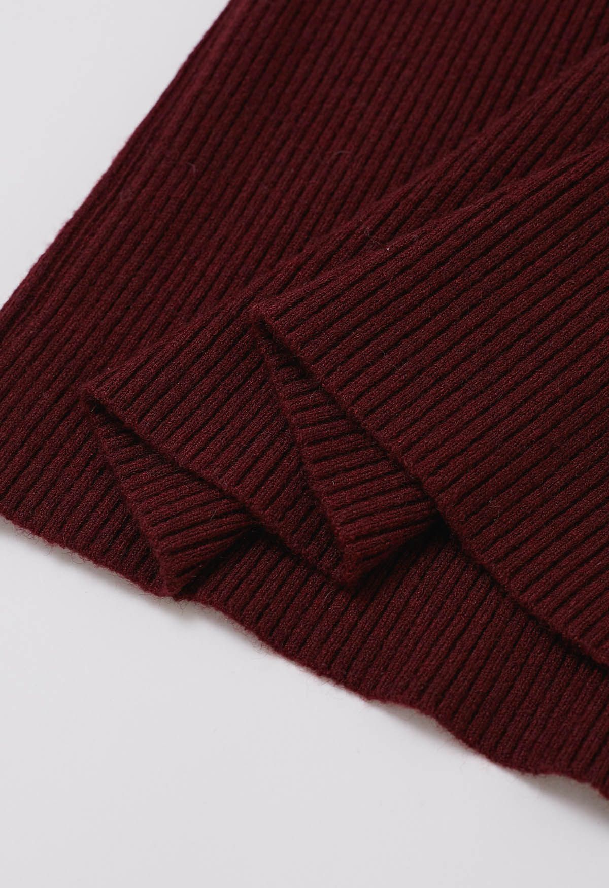 Twist Neckline Ribbed Knit Top in Burgundy