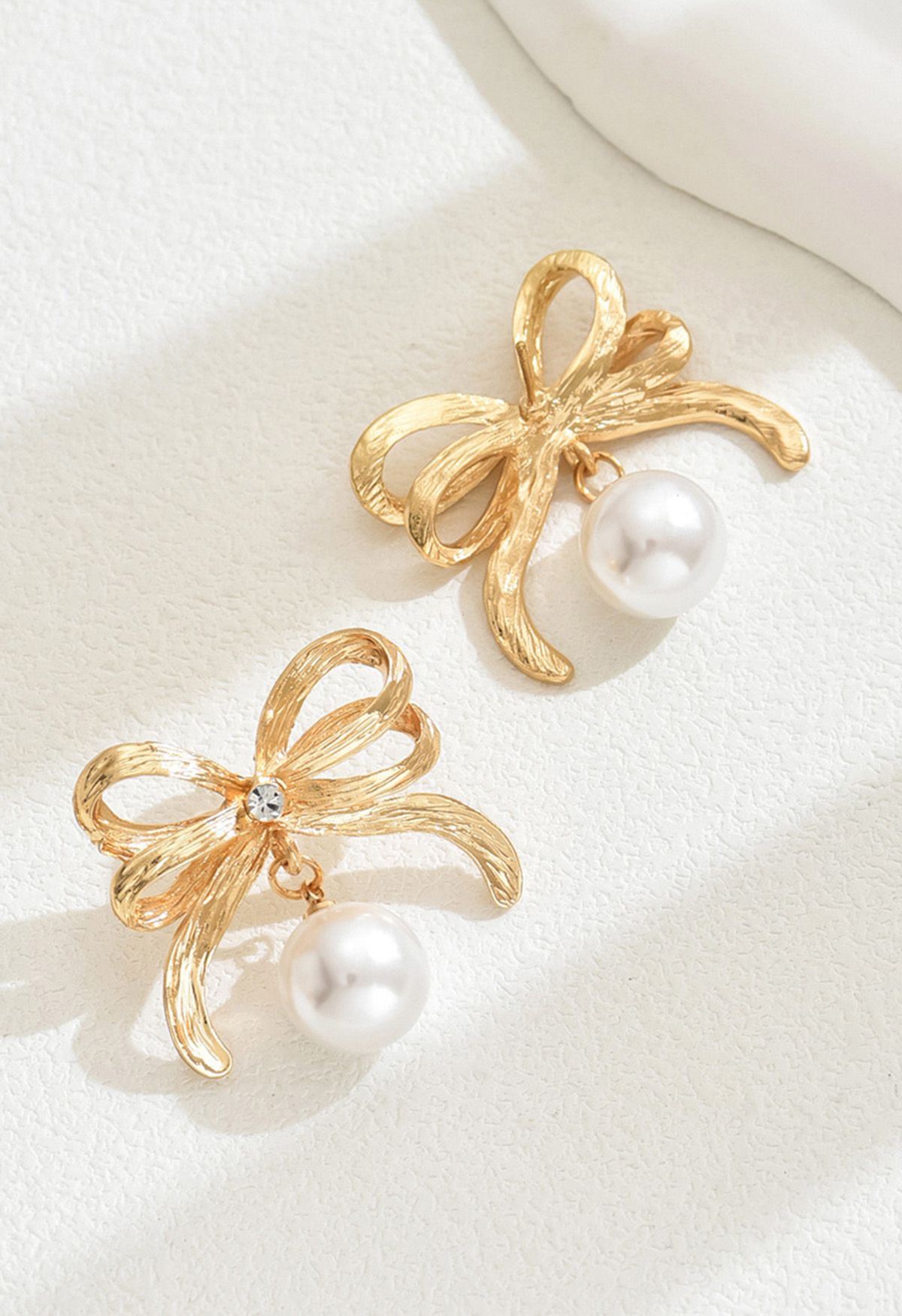 Double Layered Bowknot and Pearl Earrings in Gold